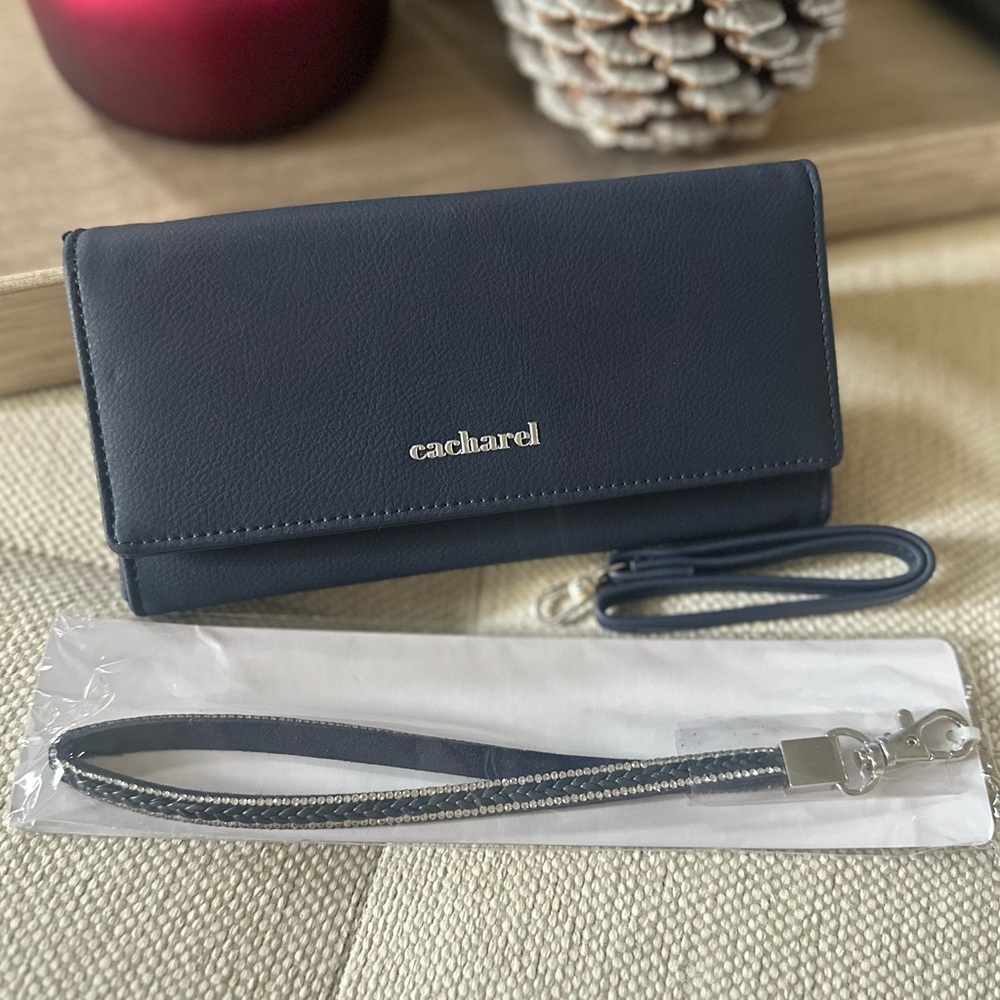 Cacharel Navy Women's Wallet - Picture 2 of 6